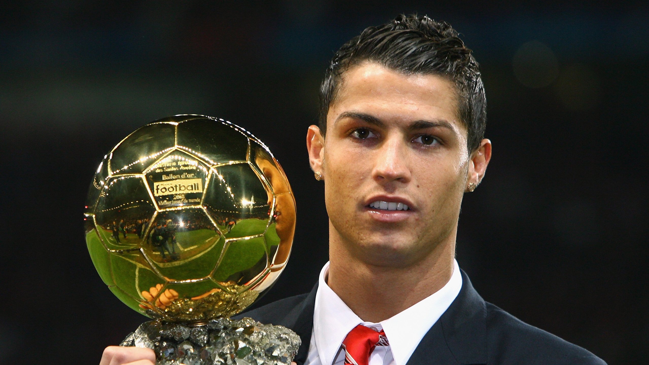 《电竞热潮引发城市经济新增长点》，2020电竞市场的发展状况